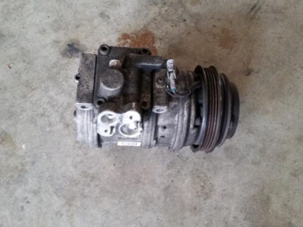 Toyota 3RZ AC Compressor - Image 2