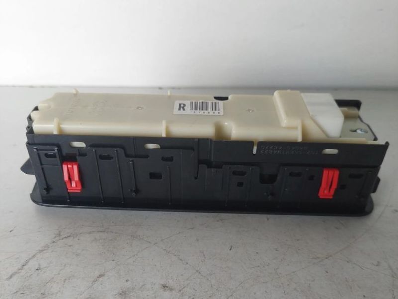 Toyota Lexus RX 450h Main Power Window Switch - Image 2